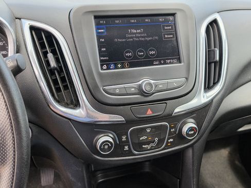 Used 2020 Chevrolet Equinox LT FWD image 9