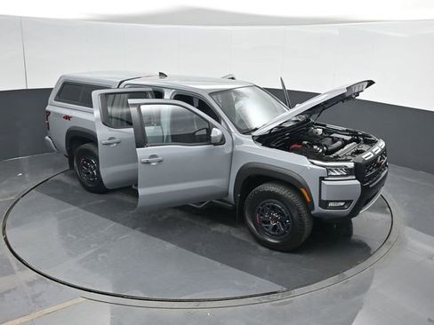 Used 2025 Nissan Frontier PRO-4X AWD/4WD image 68