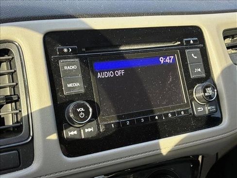 Used 2021 Honda HR-V LX image 14