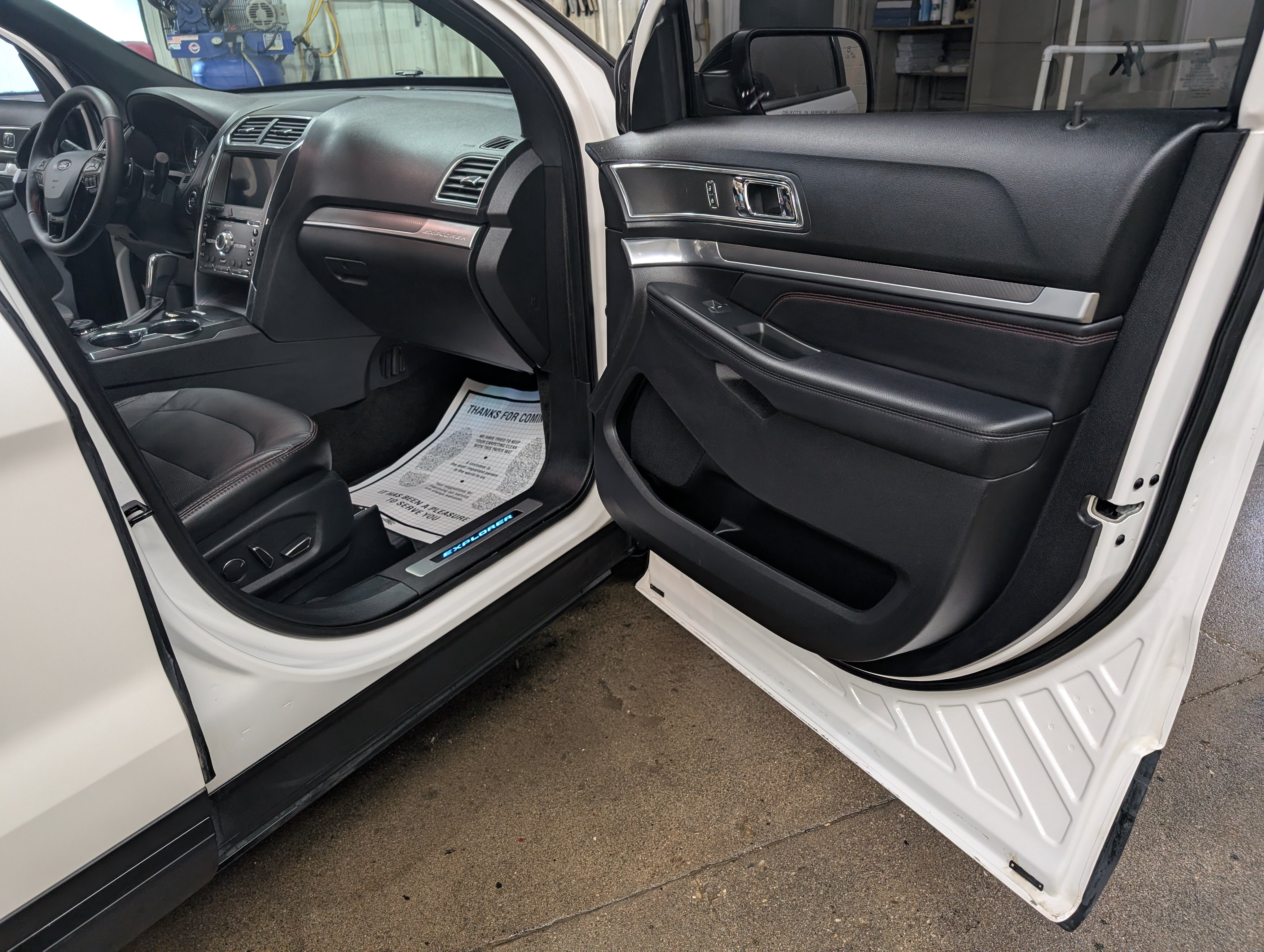 Used 2018 Ford Explorer Sport w/ Equipment Group 401A AWD/4WD image 14