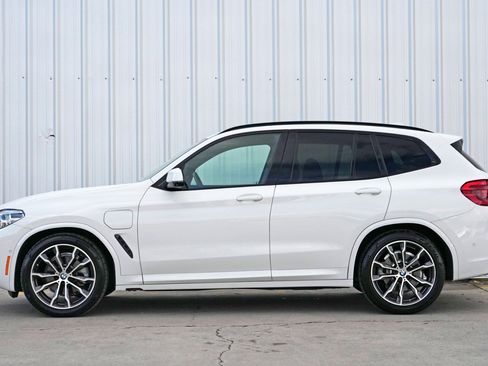 Used 2021 BMW X3 xDrive30e w/ Executive Package image 8