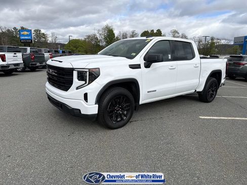 Used 2023 GMC Sierra 1500 Elevation AWD/4WD image 1