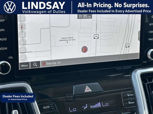 Used 2023 Kia Sorento S w/ Panoramic Sunroof Package AWD/4WD image 16