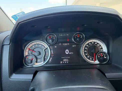 Used 2017 RAM 1500 Laramie w/ Convenience Group AWD/4WD image 12