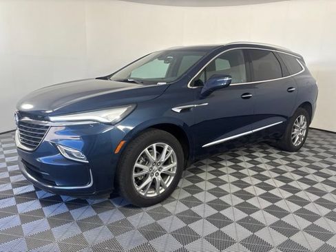 Used 2023 Buick Enclave Essence w/ Experience Buick Package AWD/4WD image 36
