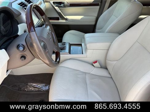 Used 2018 Lexus GX 460 Premium w/ Premium Package image 11