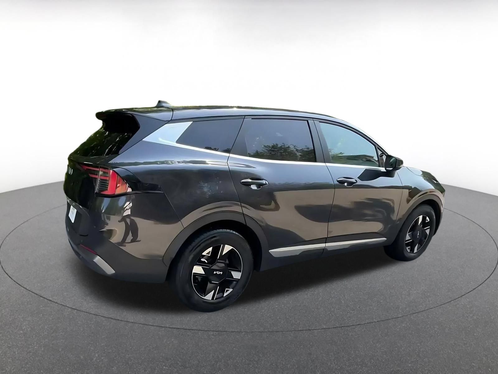 Used 2026 Kia Sportage LX FWD image 14