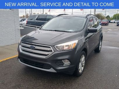 Used 2018 Ford Escape SE w/ SE Sync 3 Package