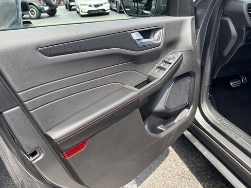 Certified 2023 Ford Escape ST-Line w/ Tech Pack #1 image 11