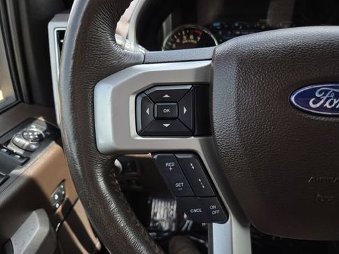 Used 2019 Ford F150 King Ranch w/ Equipment Group 601A Luxury AWD/4WD image 24