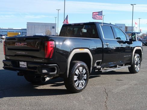 New 2026 GMC Sierra 3500 Denali w/ Denali Reserve Package image 4