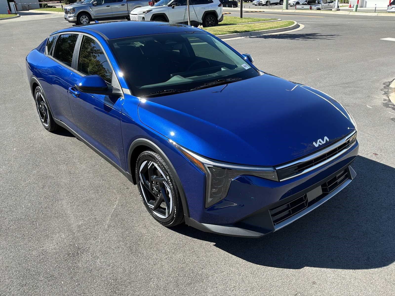 Used 2025 Kia K4 EX FWD image 2
