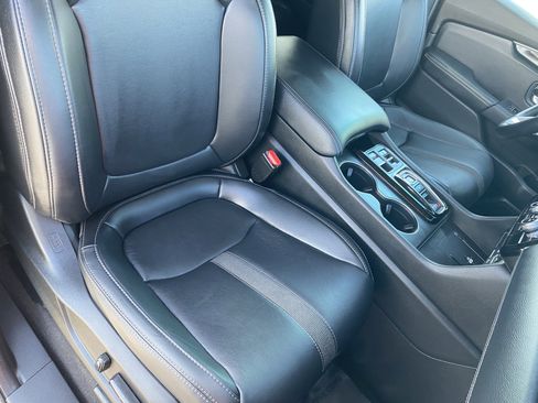 Certified 2025 Honda Pilot EX-L image 8