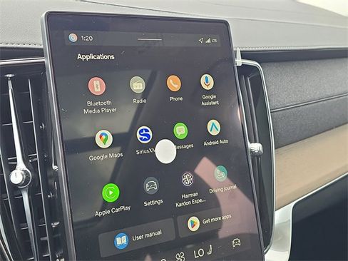 New 2026 Volvo XC90 B6 Plus w/ Protection Package Premier image 14