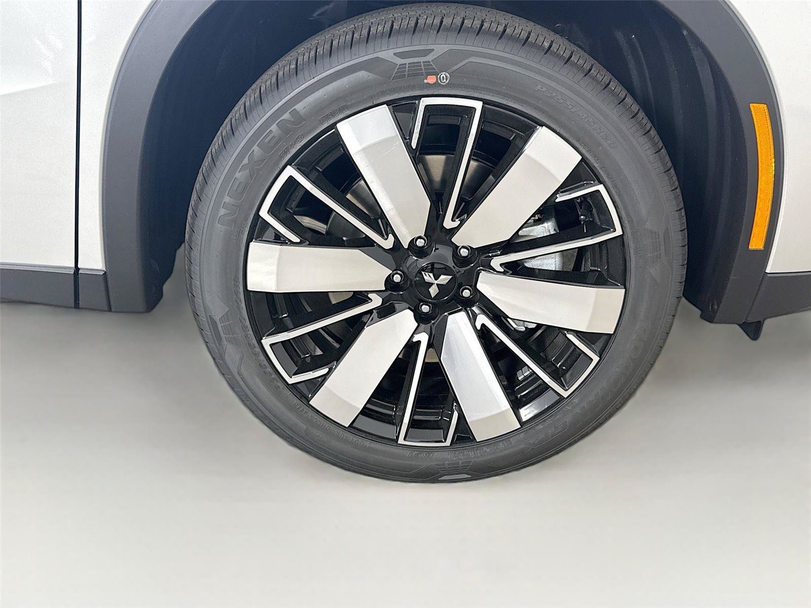 New 2026 Mitsubishi Outlander SE FWD image 30
