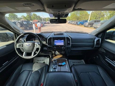 Used 2019 Ford Expedition Platinum AWD/4WD image 18