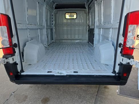Used 2025 RAM ProMaster 2500 w/ Convenience Group FWD image 88