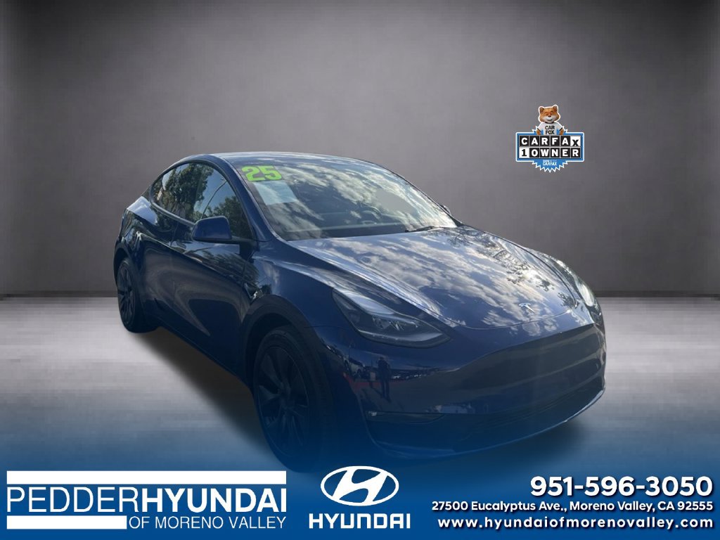Used 2025 Tesla Model Y Long Range AWD/4WD image 1