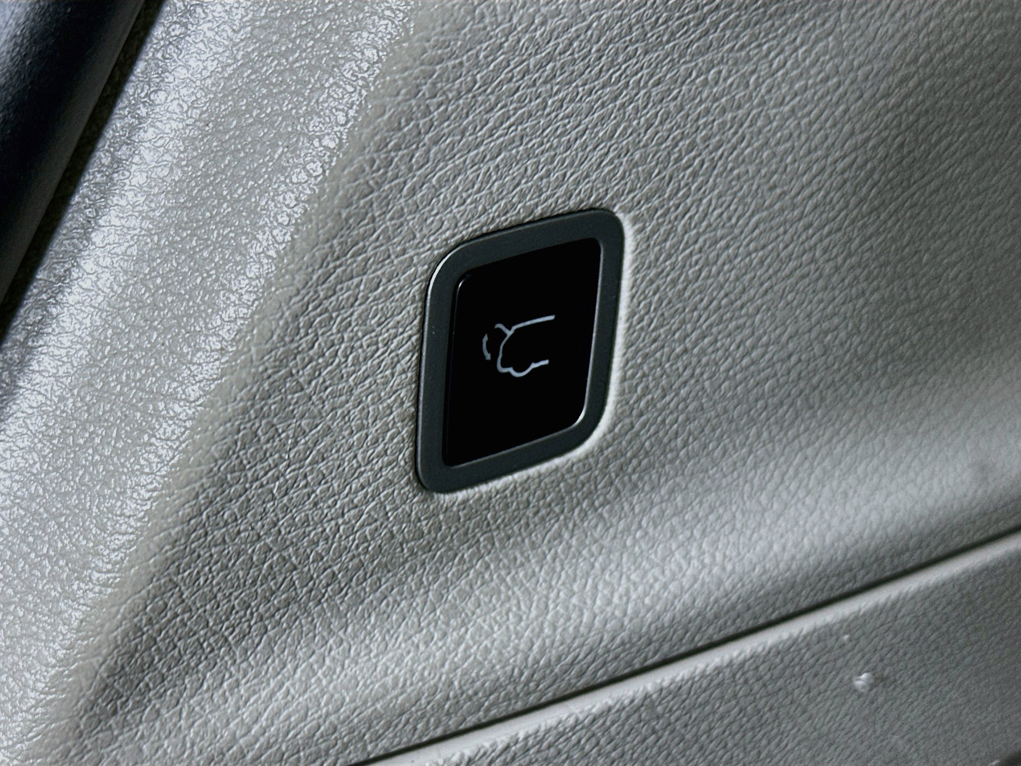 Used 2023 Chrysler Pacifica Touring-L FWD image 29