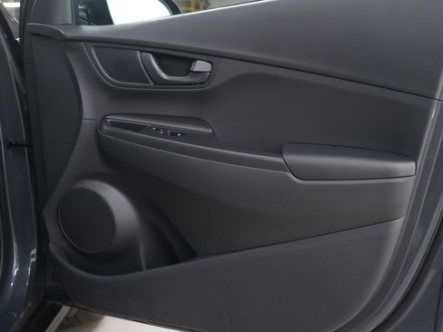 Used 2023 Hyundai Kona SEL w/ Cargo Package image 9