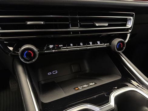 New 2026 Chevrolet Traverse Z71 w/ Enhanced Driving Package image 23