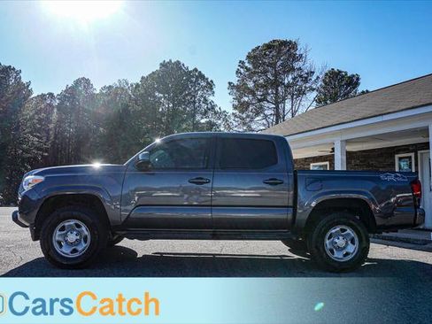 Used 2020 Toyota Tacoma SR w/ SR Convenience Package image 8