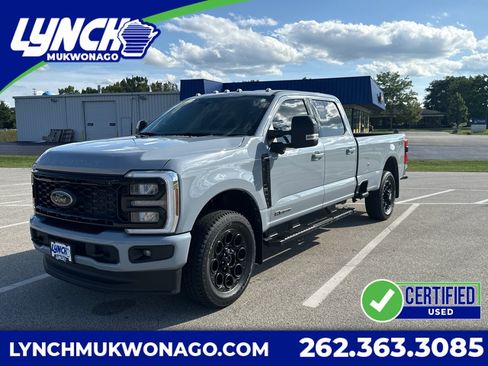 Used 2026 Ford F250 Lariat w/ Black Appearance Package AWD/4WD image 1