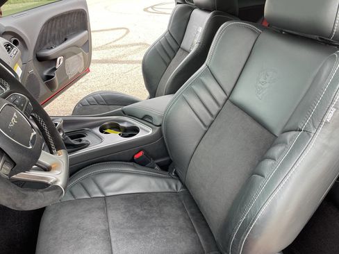 Used 2018 Dodge Challenger SRT Demon RWD image 33