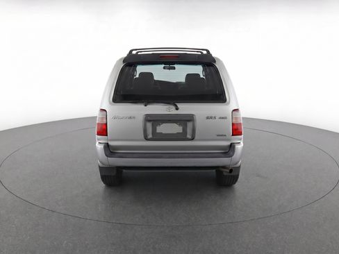 Used 2000 Toyota 4Runner SR5 AWD/4WD image 2