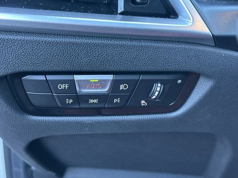 Used 2025 BMW 330i Sedan image 30