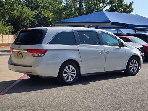Used 2016 Honda Odyssey EX-L image 3