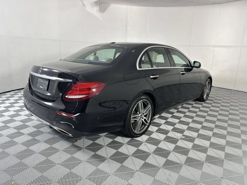 Used 2018 Mercedes-Benz E 300 image 8