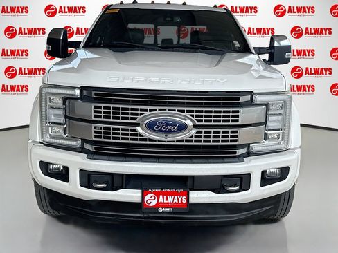 Used 2019 Ford F450 Platinum w/ Platinum Ultimate Package AWD/4WD image 2