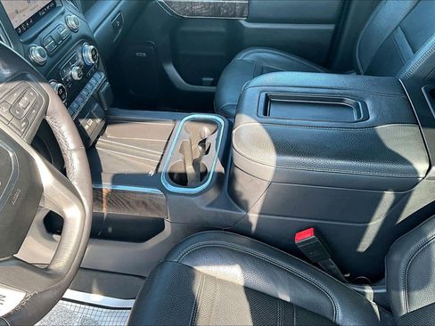 Used 2021 GMC Sierra 1500 Denali AWD/4WD image 16