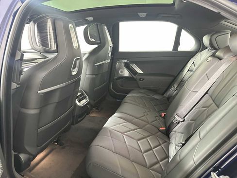 New 2026 BMW 760i xDrive 760i xDrive w/ Executive Package image 19
