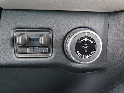 New 2026 Lincoln Navigator Reserve AWD/4WD image 20
