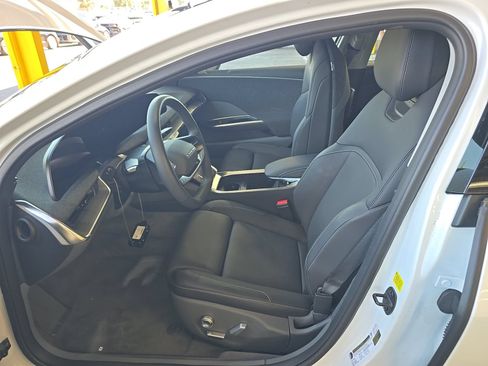 Used 2025 Lucid Air Touring AWD/4WD image 10