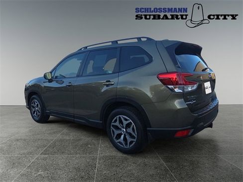 Certified 2023 Subaru Forester Premium image 7