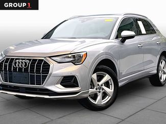 Used 2021 Audi Q3 2.0T Premium w/ Convenience Package AWD/4WD video 1