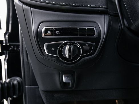 Used 2023 Mercedes-Benz G 550 image 10