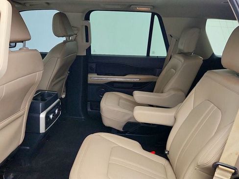 Used 2022 Ford Expedition Limited AWD/4WD image 19