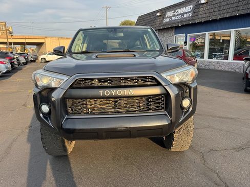 Used 2016 Toyota 4Runner SR5 Premium AWD/4WD image 2