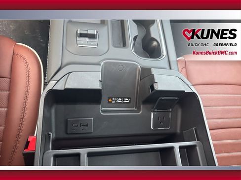 New 2025 GMC Sierra 3500 Denali Ultimate image 36