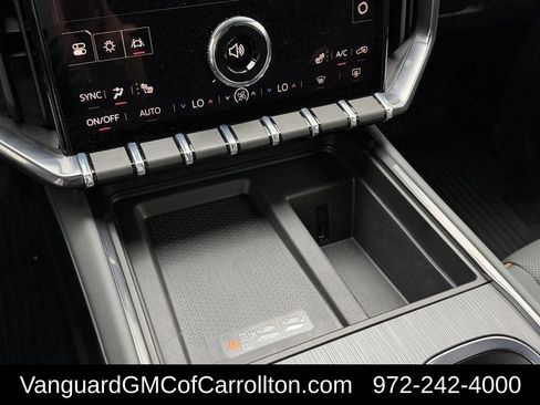 New 2026 GMC Acadia AT4 w/ LPO, Floor Liner Package AWD/4WD image 17