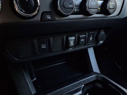 Certified 2023 Toyota Tacoma TRD Off-Road image 11