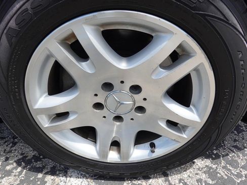 Used 2006 Mercedes-Benz E 350 Sedan image 9