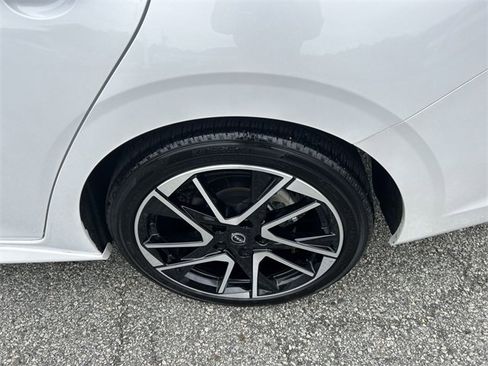 Certified 2024 Nissan Sentra SR w/ SR Premium Package image 11