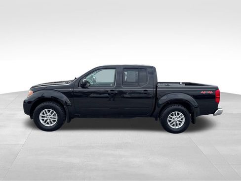 Used 2021 Nissan Frontier SV image 3