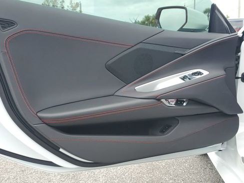 Used 2024 Chevrolet Corvette Stingray Coupe w/ Z51 Performance Package image 22