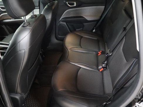 Used 2022 Jeep Compass Latitude w/ Convenience Group image 17